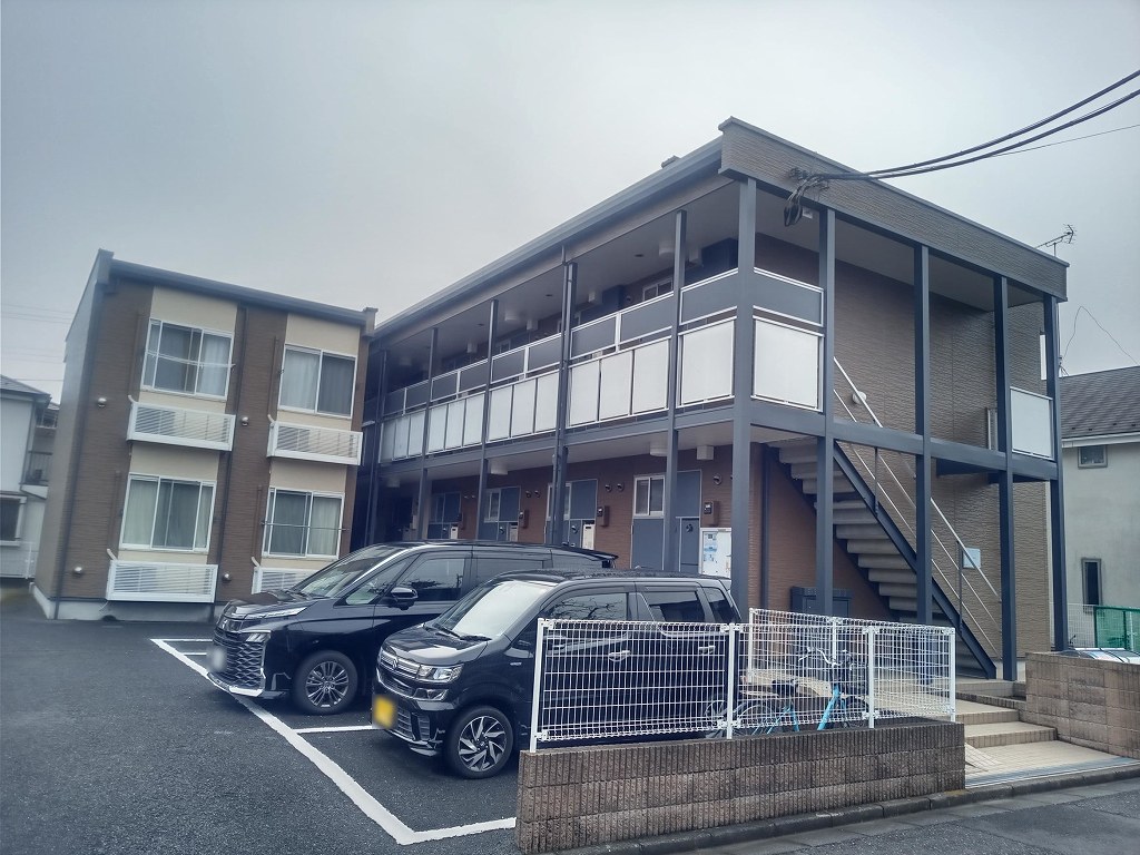 レオパレスカトレア 106号室 外観