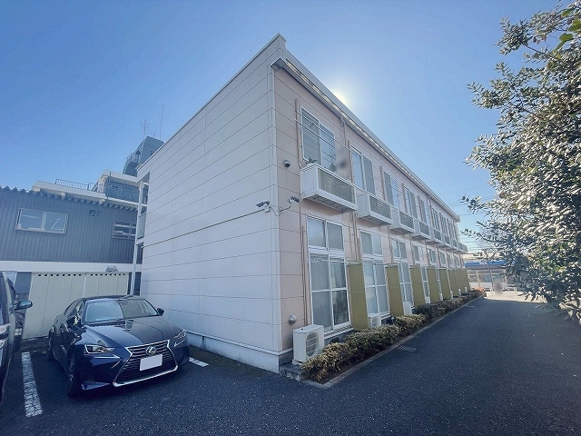 レオパレスＳＵＮ鈴木町 207号室 外観