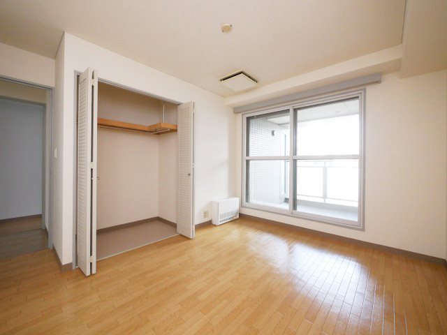 エルミタージュユリ ベッドルーム