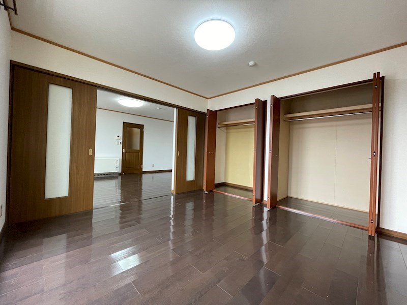 バップバーレンＮ館 その他