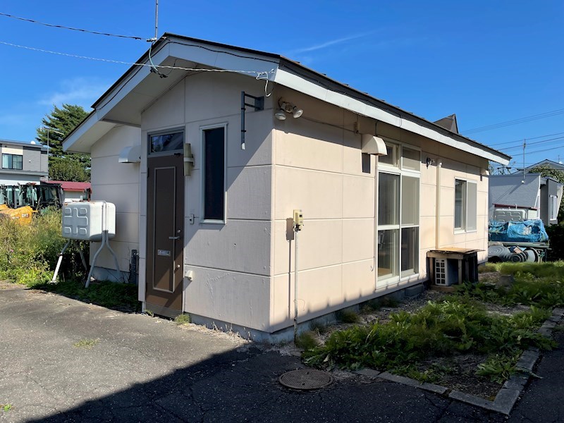 西6南27戸建貸家  外観