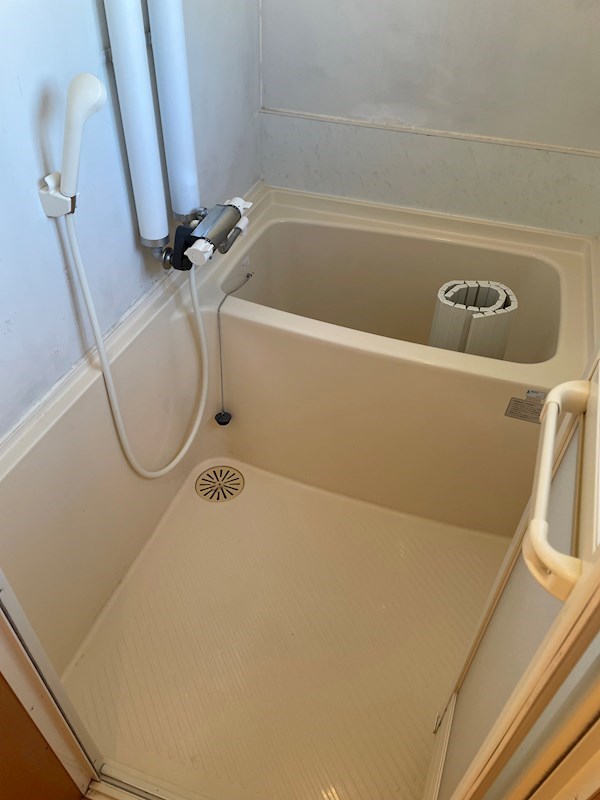 西6南27戸建貸家  風呂画像