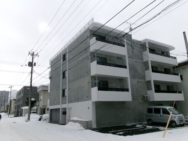 ヴォーネン幌西 外観