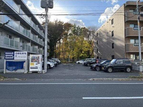 MAHALO　OHASHI　HOKUDAI 駐車場