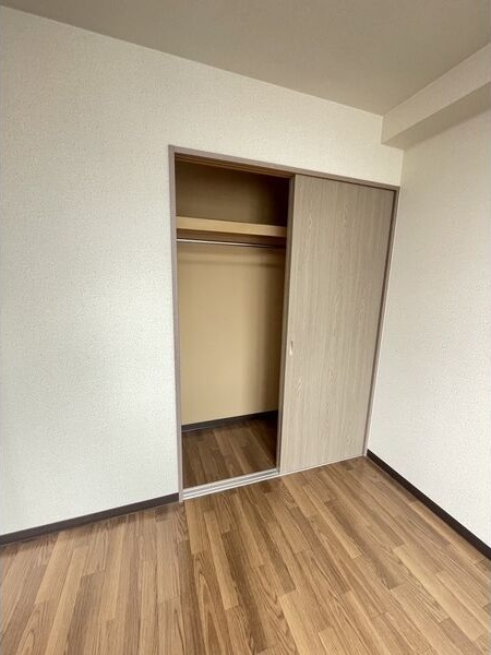 ルーブル菊水 収納