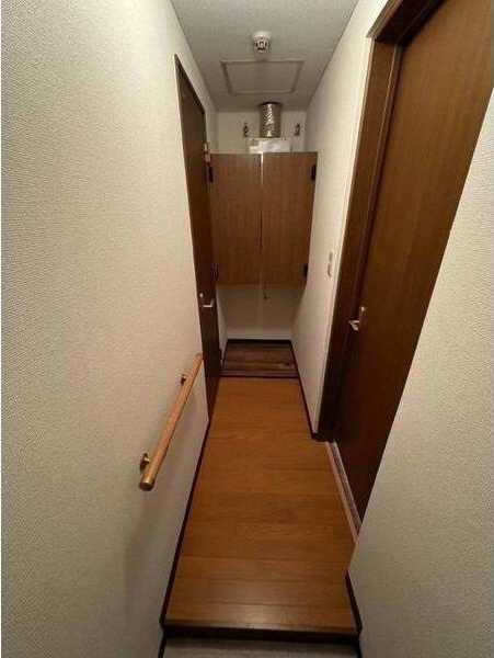 ポプラ 玄関