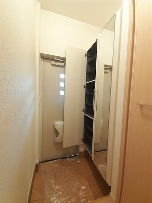 ジャスティ 玄関