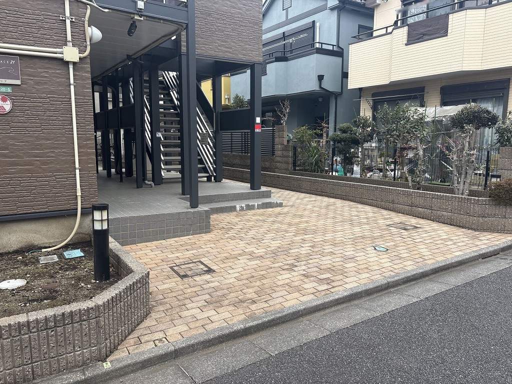 レオパレスカメリア その他