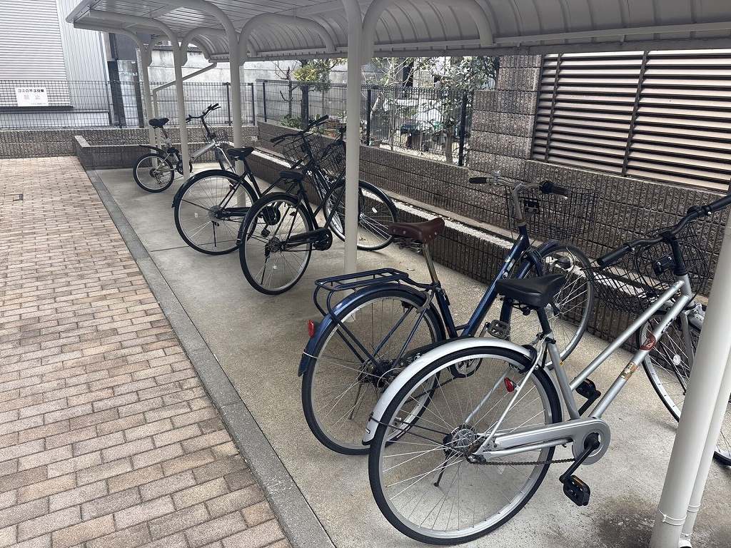 レオパレスカメリア その他