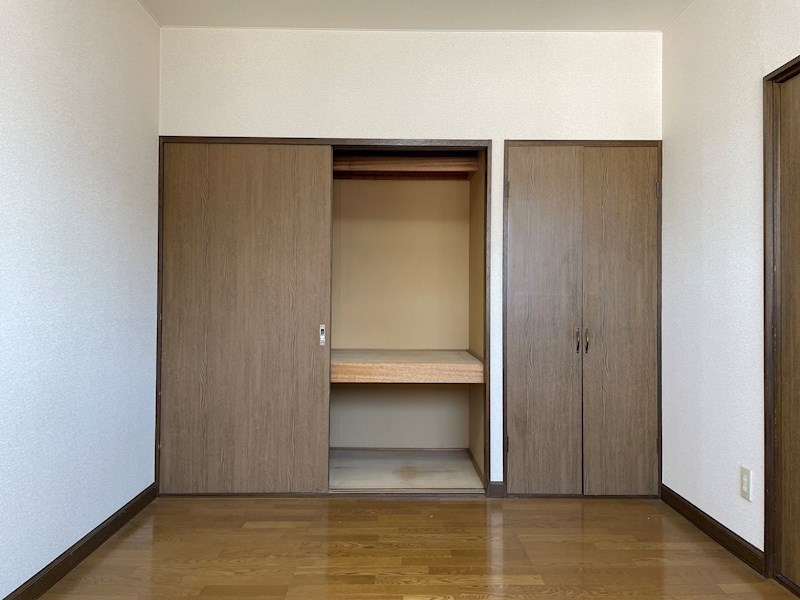 メゾンドール西町 収納