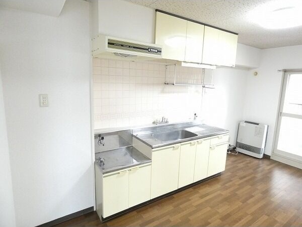 マノワール楡 キッチン