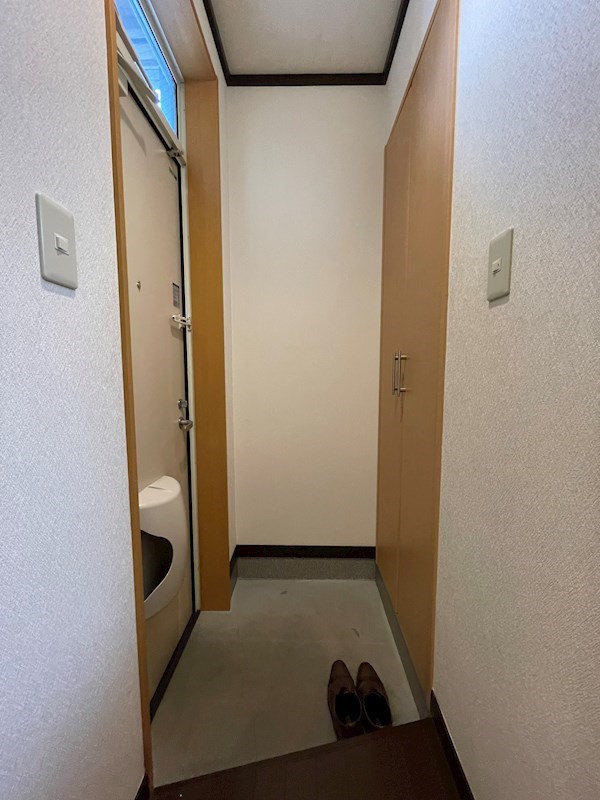N＆H 玄関