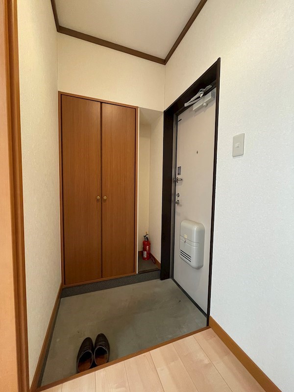 アルダ 玄関