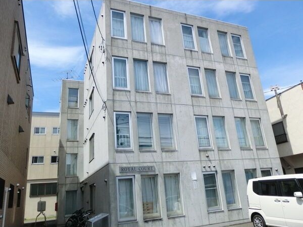 ロイヤルコート 外観