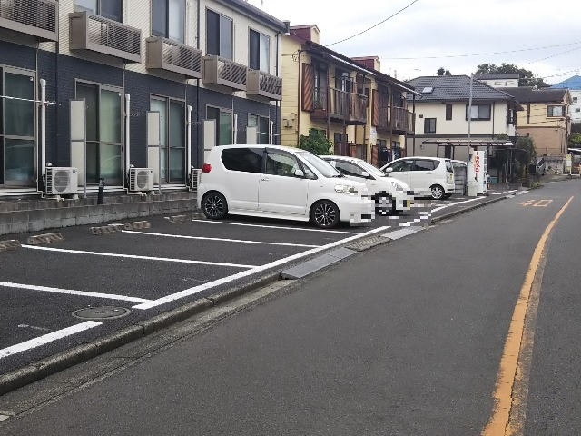 レオネクストユニベール その他
