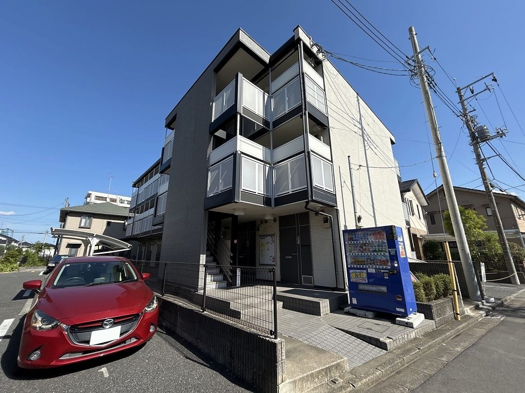レオパレスヴァンメルベーユ 外観