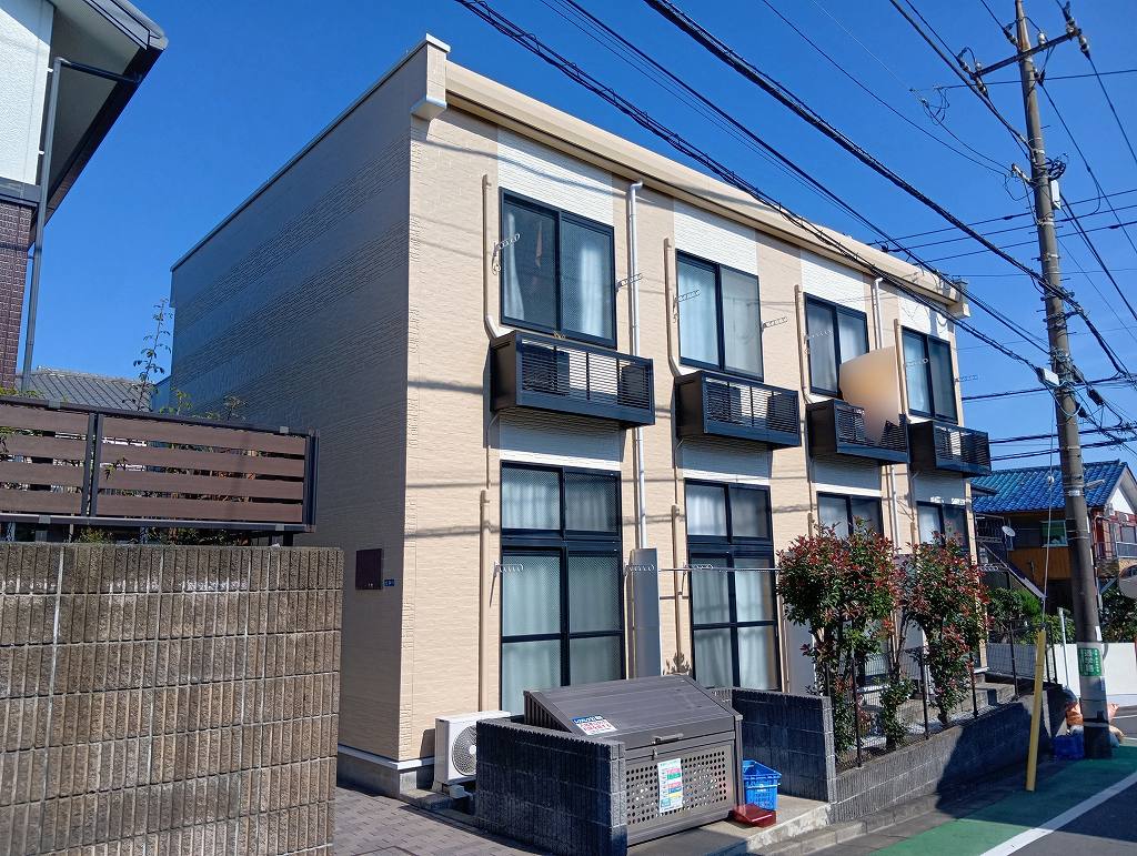 レオパレスエトワール南生田 外観