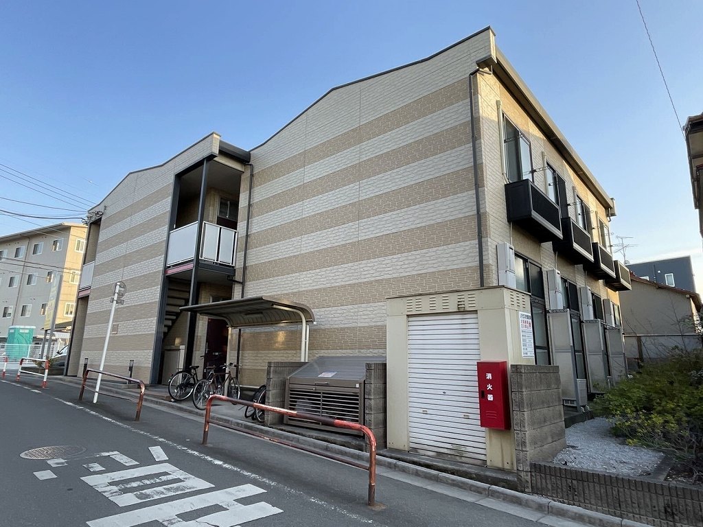 レオパレスすおう 外観
