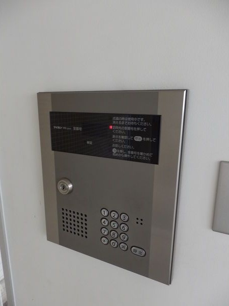ブラントゥール伏見 セキュリティ