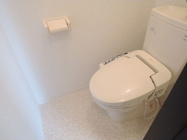 アドバンス菊水 トイレ