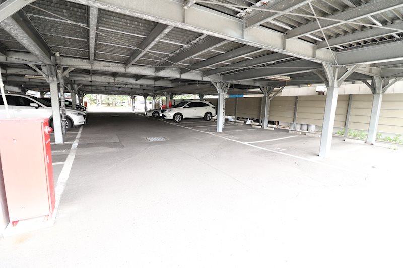 アーベイン重陽 駐車場