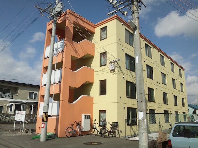 キートス西4条 外観