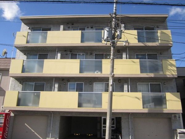 タカライーストプレイス 外観