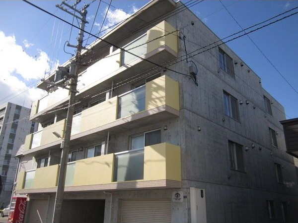 タカライーストプレイス 外観