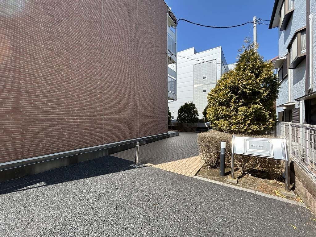 レオパレスカンパネラ その他