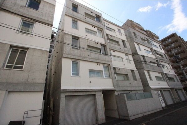 ステラ美術館通 外観