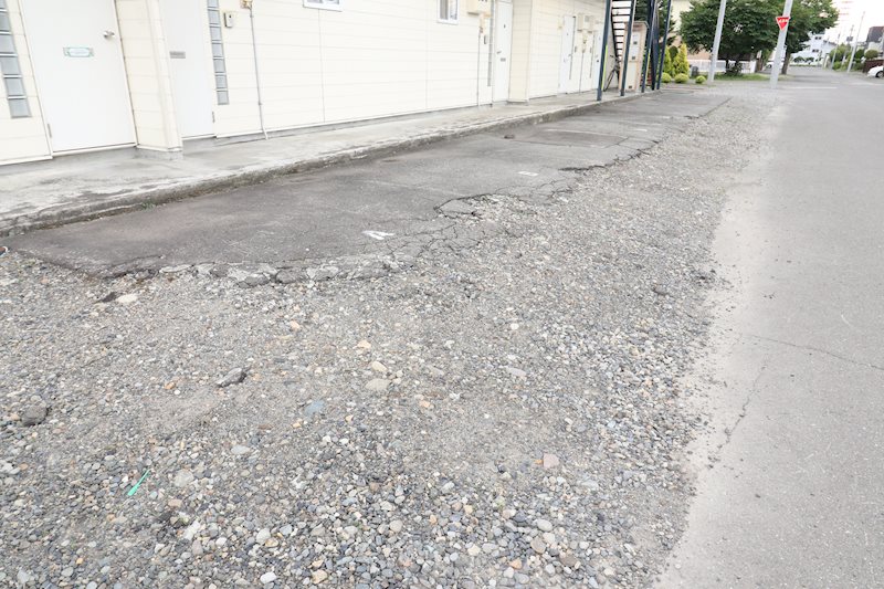 ベイフラット 駐車場