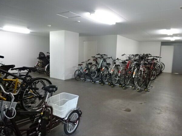 グランドタワー札幌 駐車場