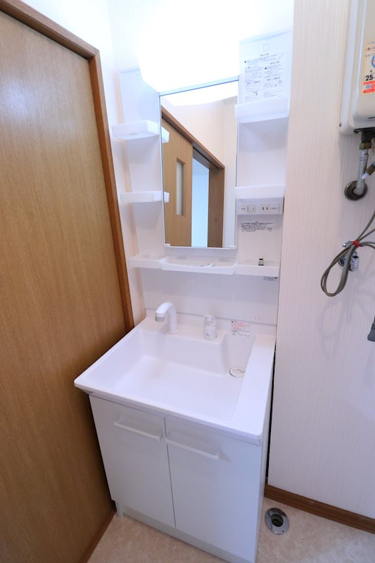 メゾンシャトー 洗面所