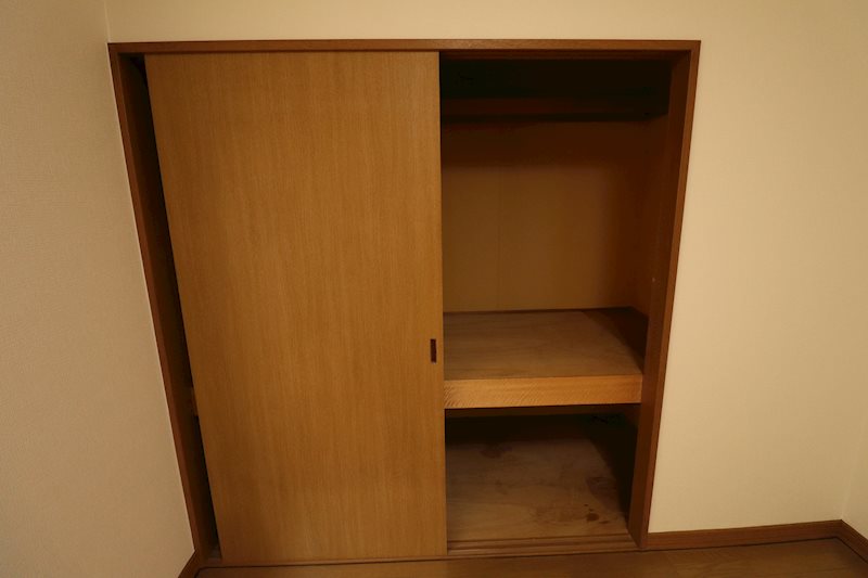 メゾンシャトー 収納