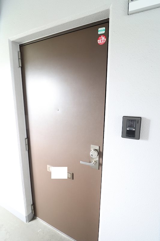 ラフィネ 玄関