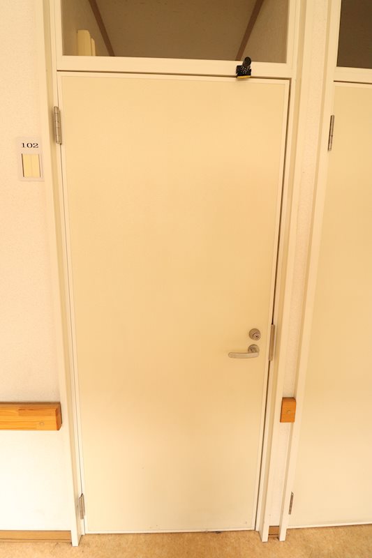 ARMウェスト 玄関