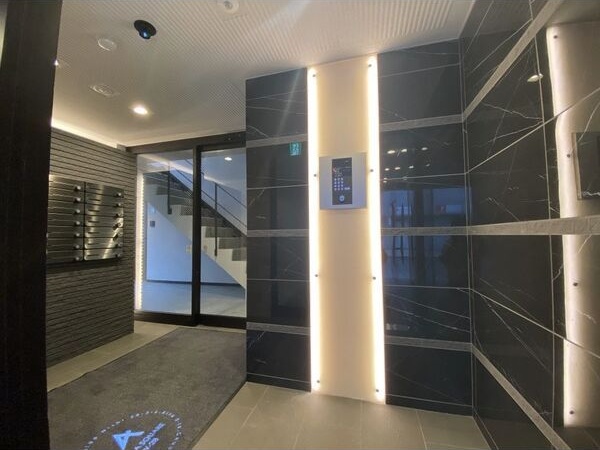 アルファスクエア西28 ロビー
