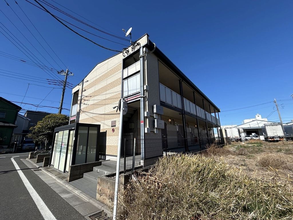 レオパレスエトワール 外観