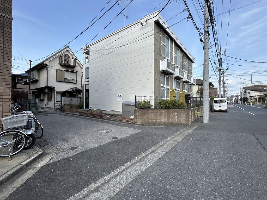 レオパレス明 外観