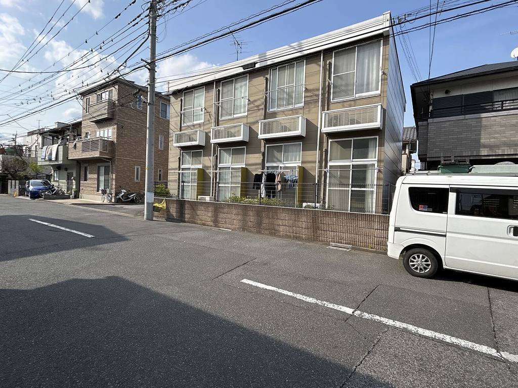 レオパレス明 外観