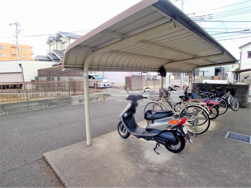 レオパレスヴィラ その他
