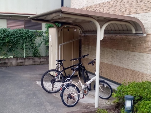 レオパレスカリエン その他