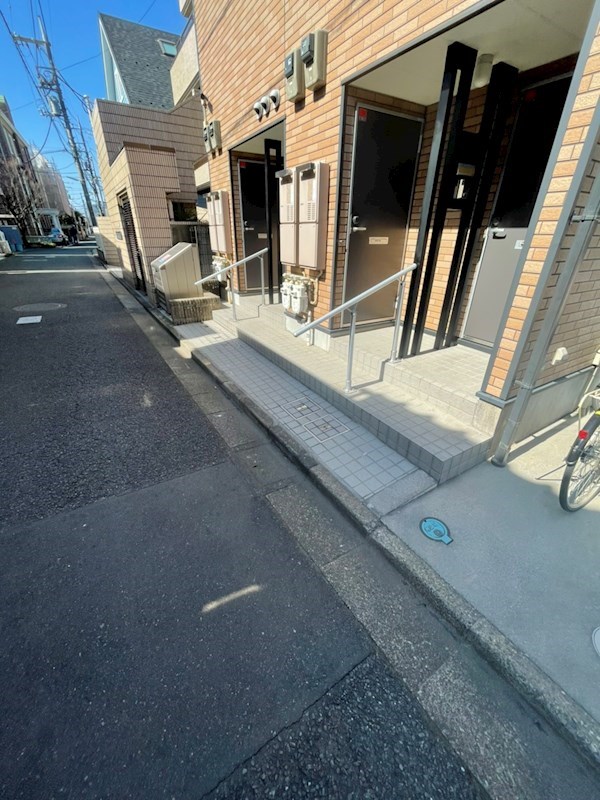 プチフラージュ エントランス