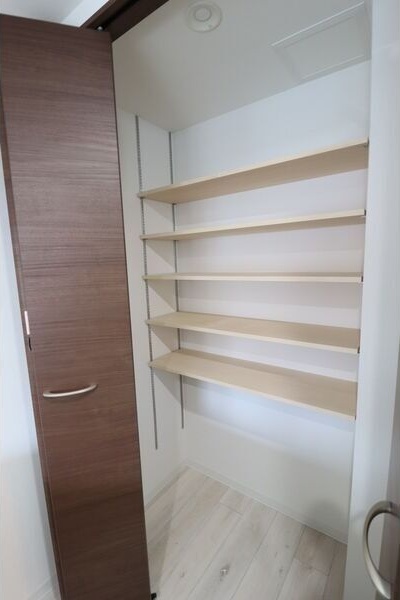 フォレスタ円山 収納