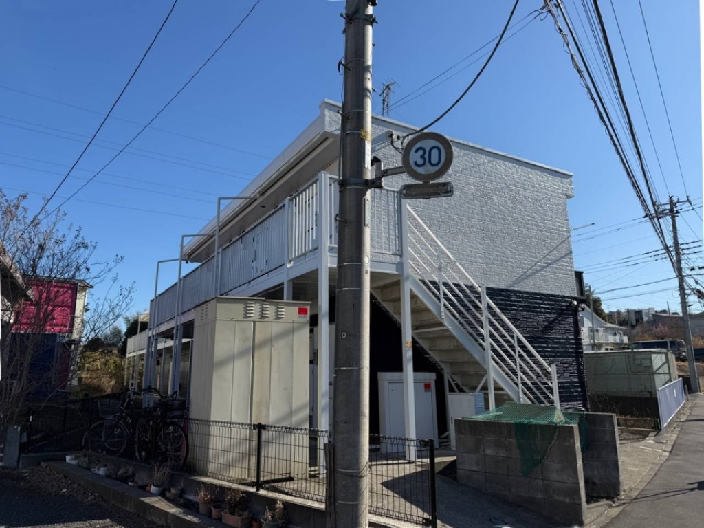 レオパレスアミティエ 外観