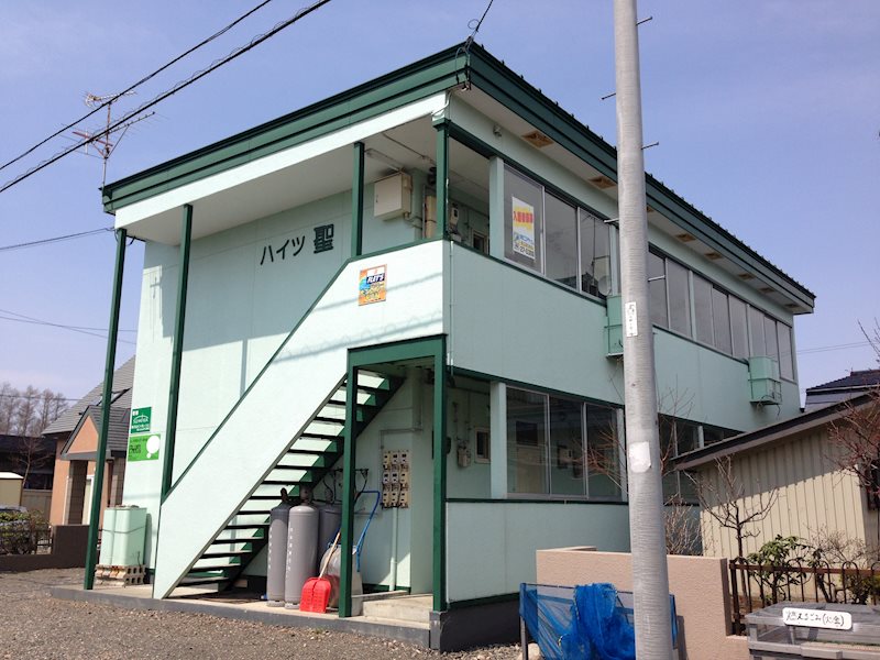 ハイツ聖 外観