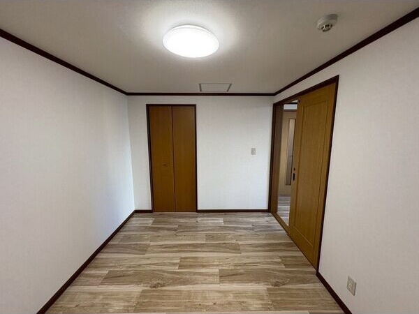 エレガンスハイム42 ベッドルーム