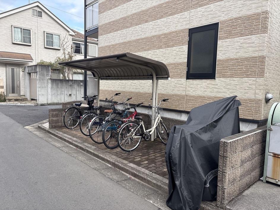 レオパレスエクレール その他