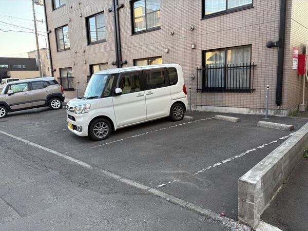OROMONTE 駐車場