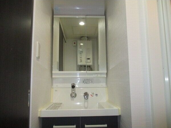 HUGA　PREMIUM　SUITE 洗面所